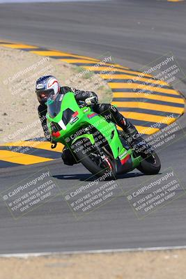 media/Oct-09-2022-SoCal Trackdays (Sun) [[95640aeeb6]]/Turns 9 and 10 (1050am)/